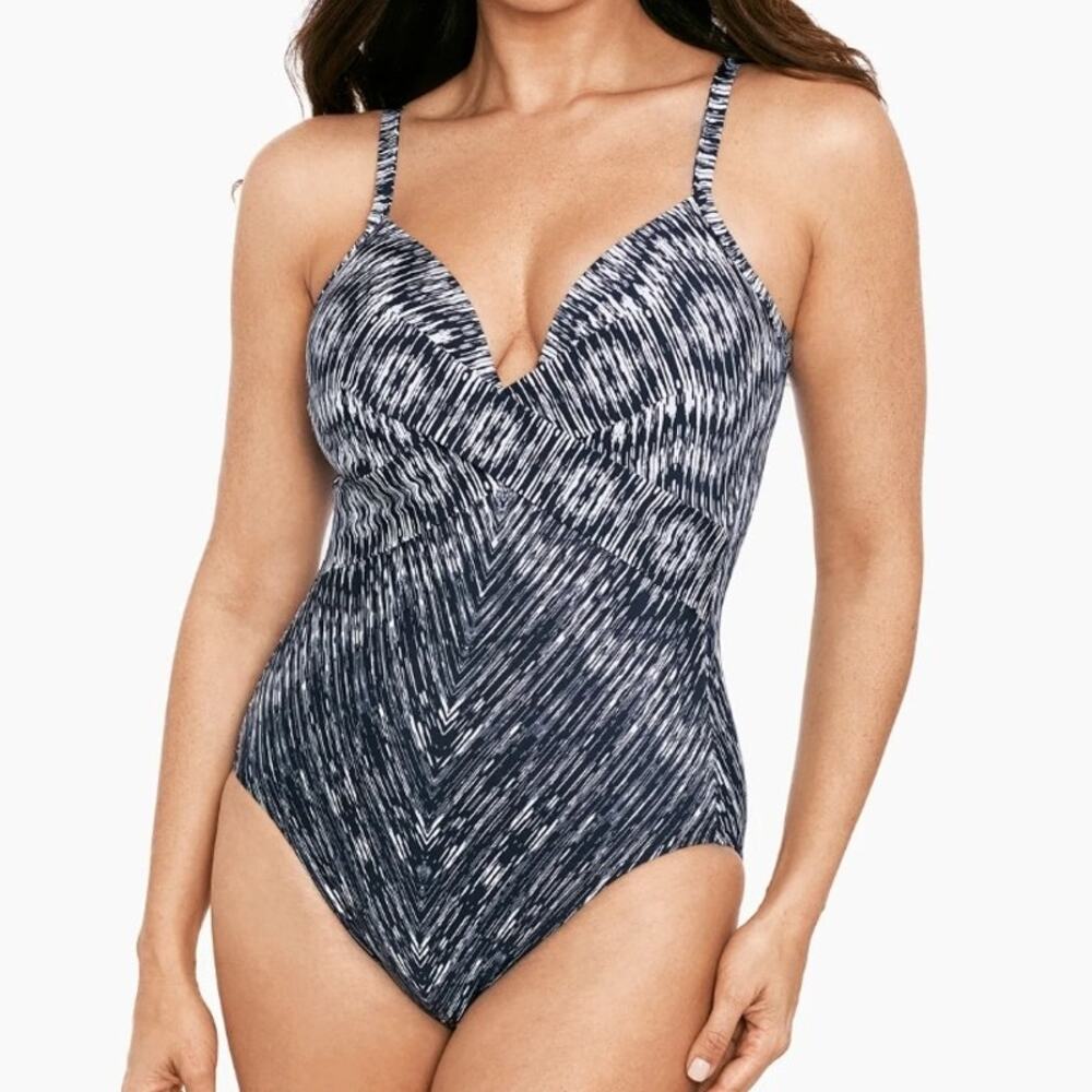 Miraclesuit Captivate One Piece Silver Shores Midnight Blue White NWT 10 SEE
